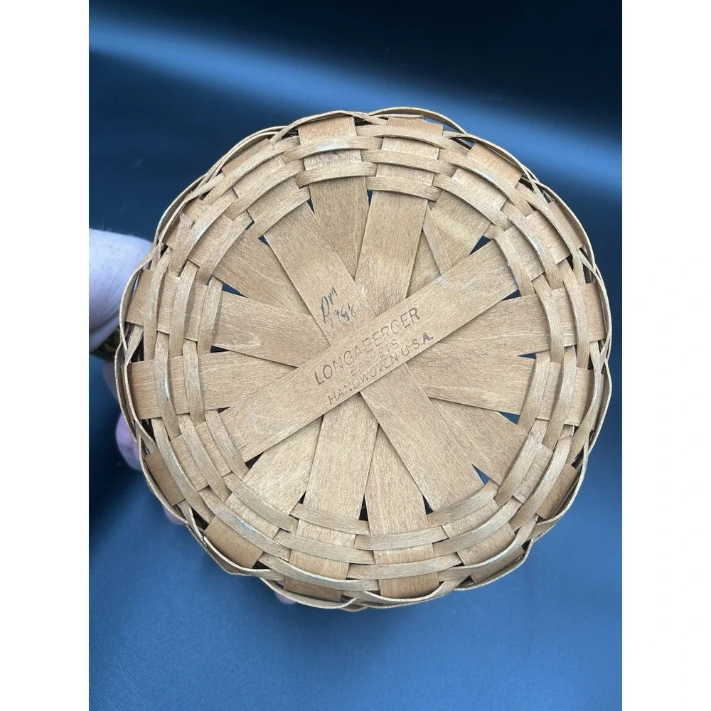 Longaberger Handmade Wicker Basket With Out Handles 7'' Round Vintage